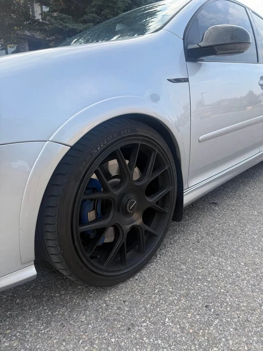 2006 Volkswagen R32 Mk5 - Image 2 of 6