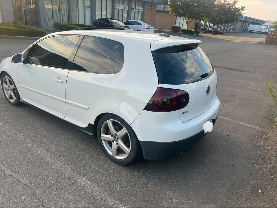 2006 Volkswagen GTI Mk5 - Image 2 of 10