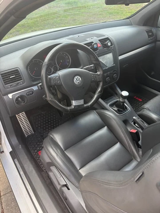2006 Volkswagen GTI Mk5 - Image 2 of 5