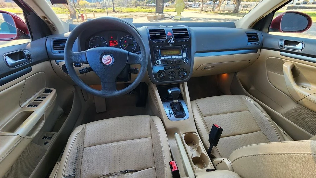 2006 Volkswagen A5 Jetta - Image 8 of 21