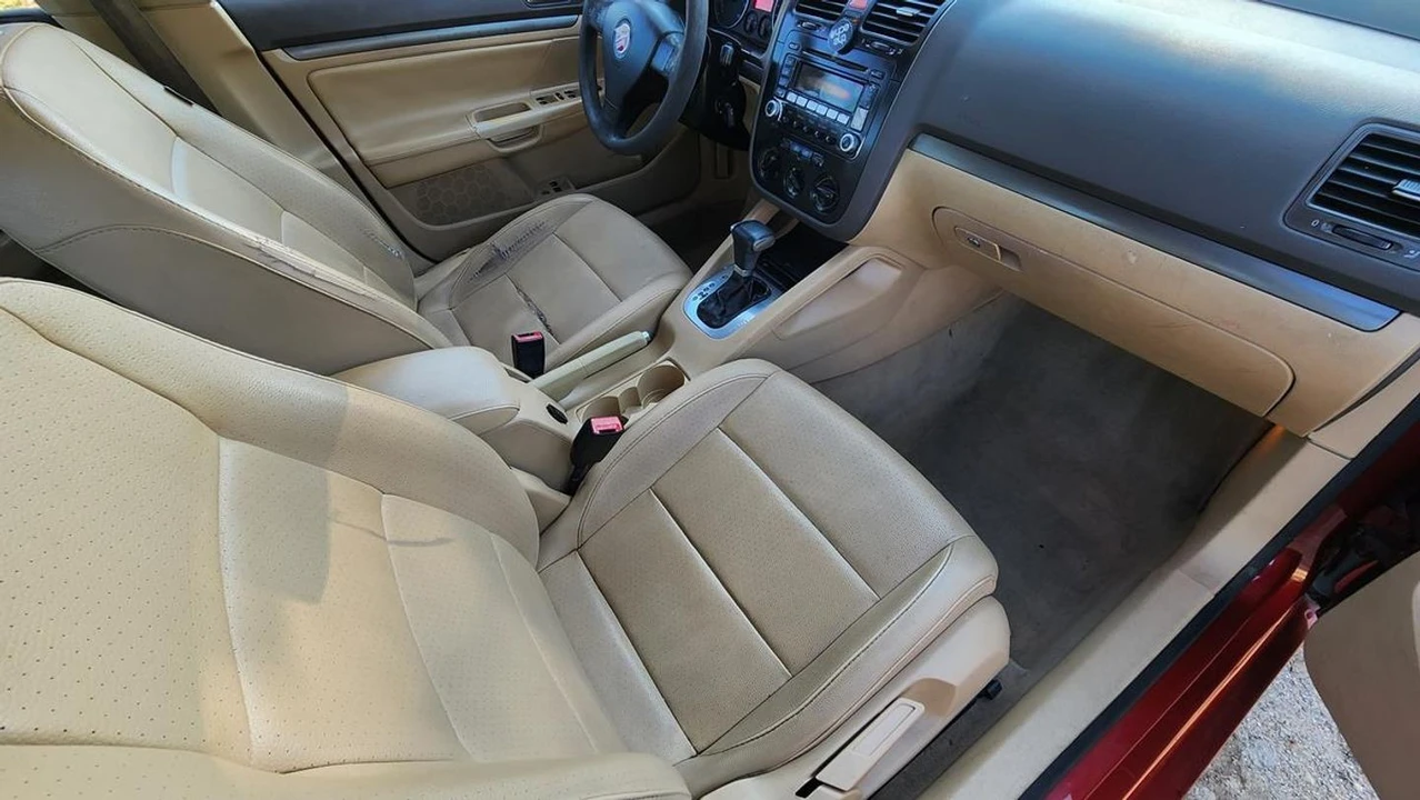 2006 Volkswagen A5 Jetta - Image 10 of 21