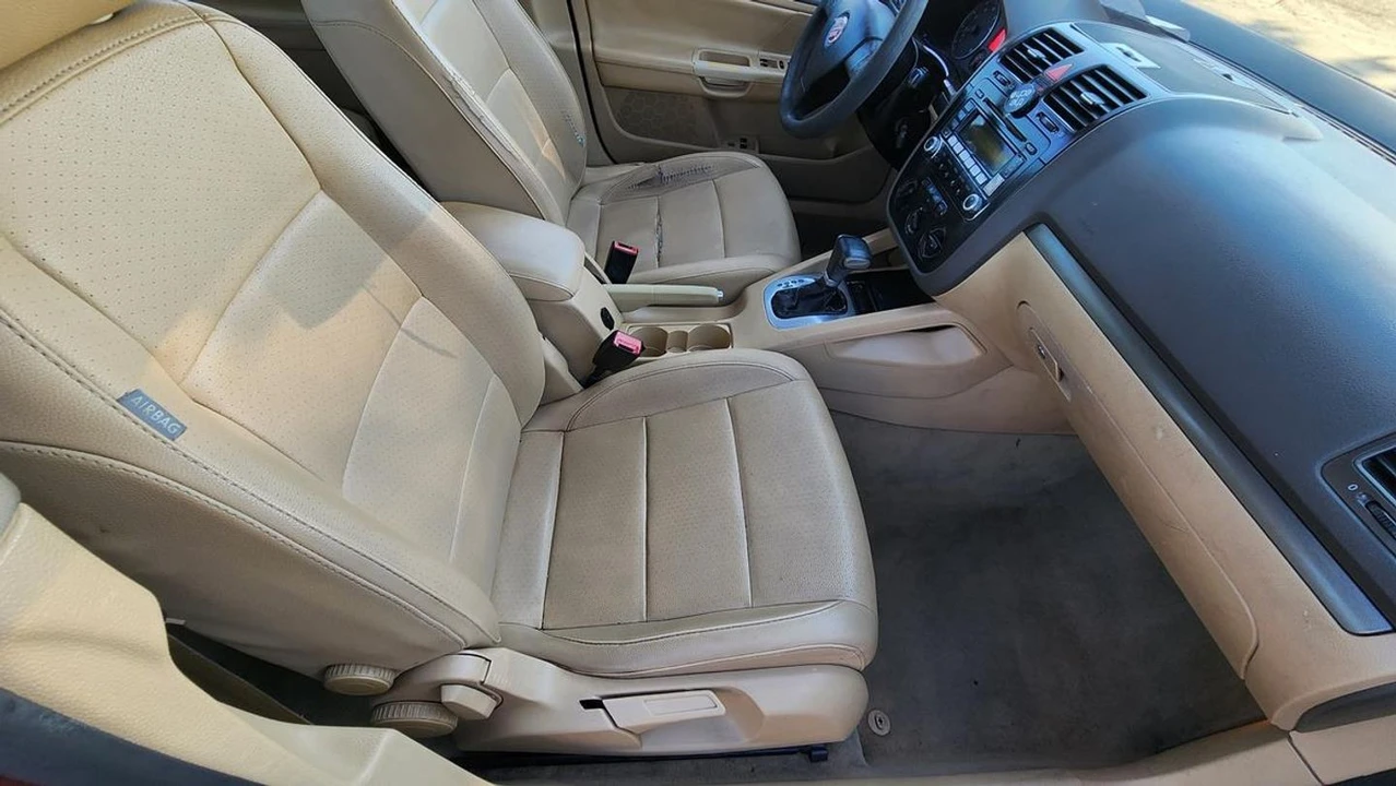 2006 Volkswagen A5 Jetta - Image 15 of 21