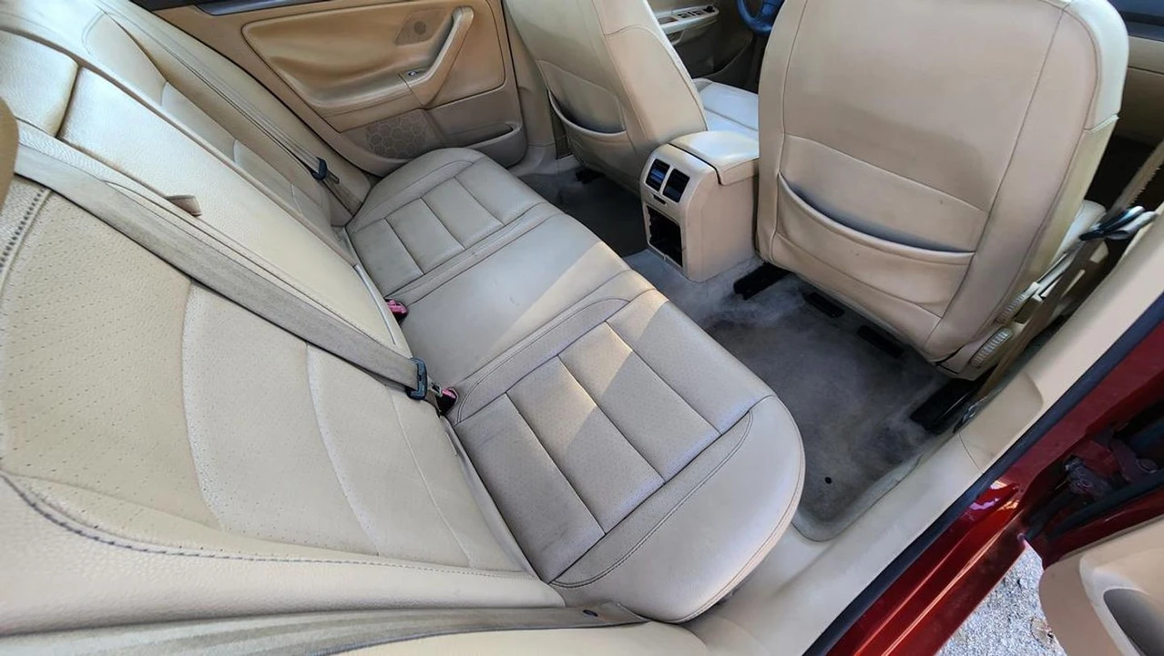 2006 Volkswagen A5 Jetta - Image 17 of 21