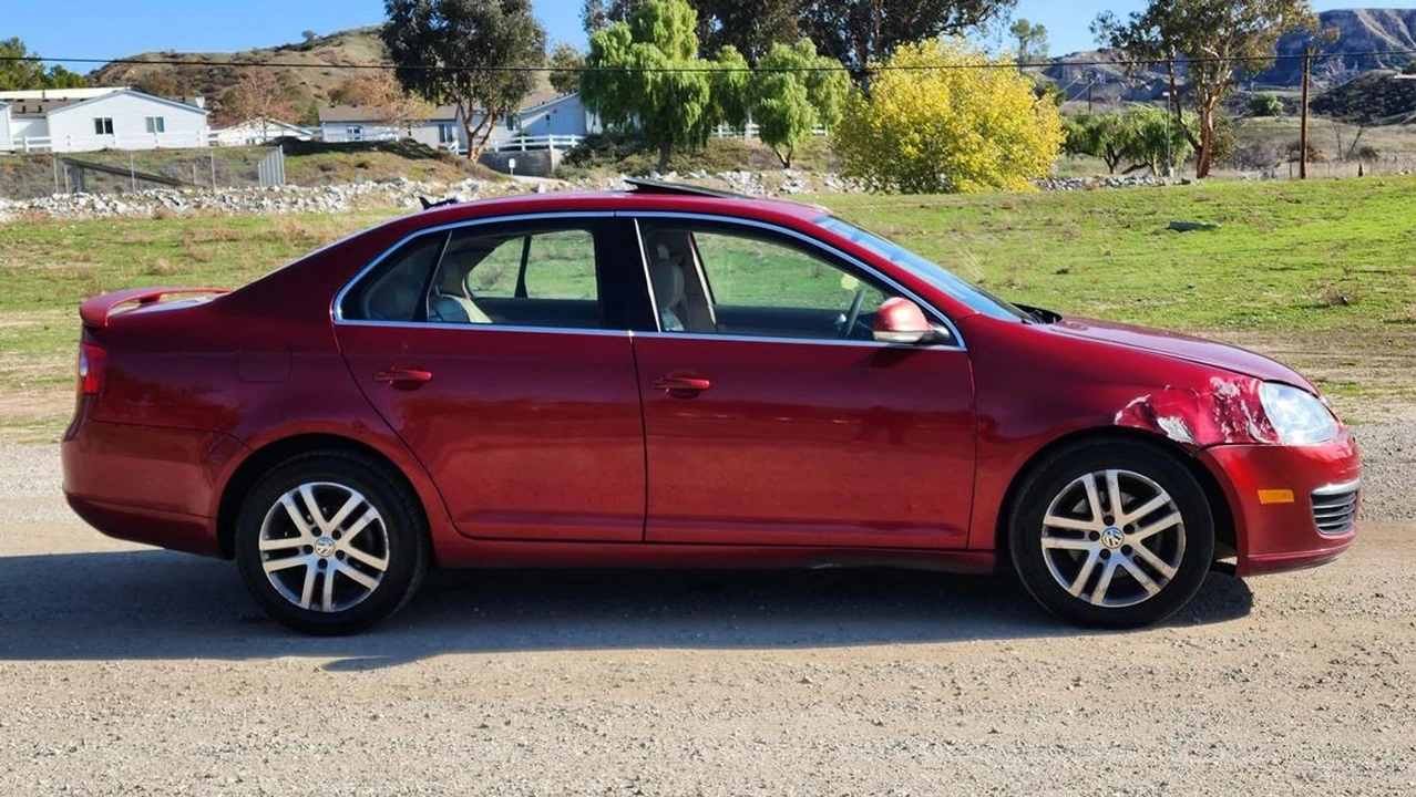 2006 Volkswagen A5 Jetta - Image 13 of 21