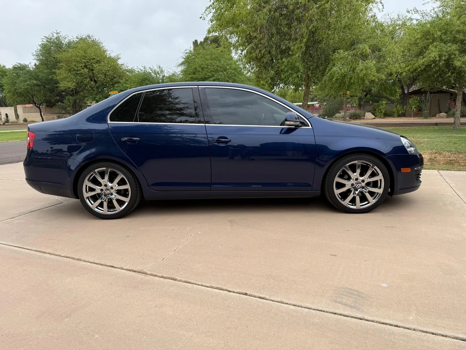 2006 Volkswagen A5 Jetta - Image 11 of 31