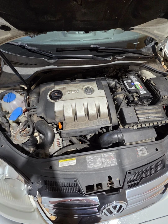 2006 Volkswagen A5 Jetta - Image 14 of 21