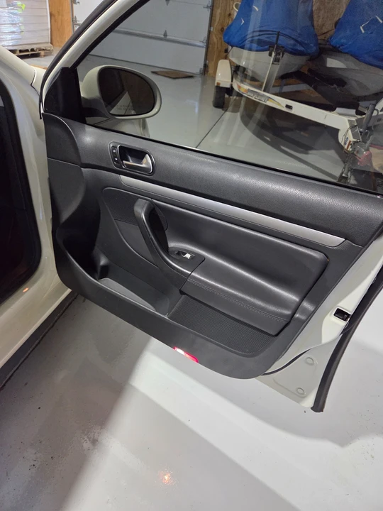 2006 Volkswagen A5 Jetta - Image 17 of 21