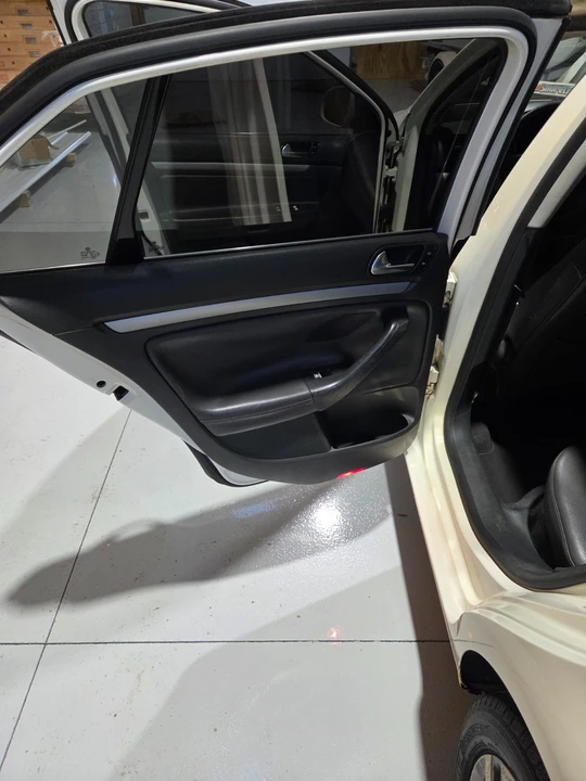 2006 Volkswagen A5 Jetta - Image 19 of 21