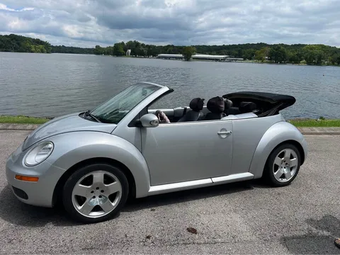 2006 Volkswagen New Beetle 2.5 Convertible 2D
