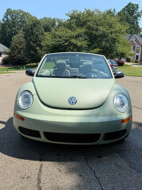 2006 Volkswagen New Beetle - Image 2 of 19