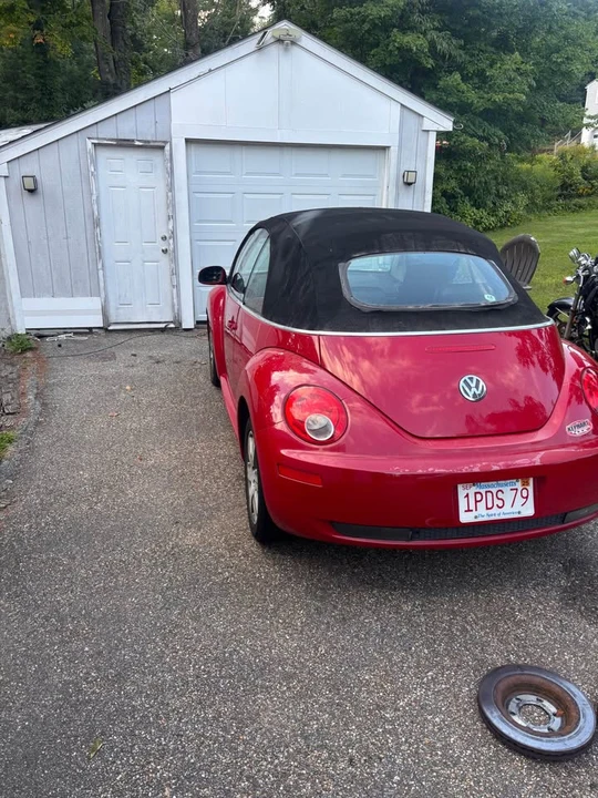 2006 Volkswagen New Beetle - Image 5 of 14