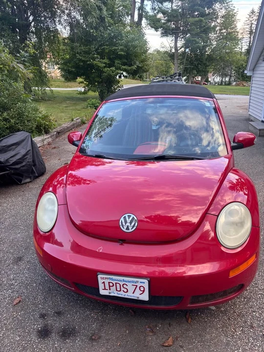 2006 Volkswagen New Beetle - Image 2 of 14