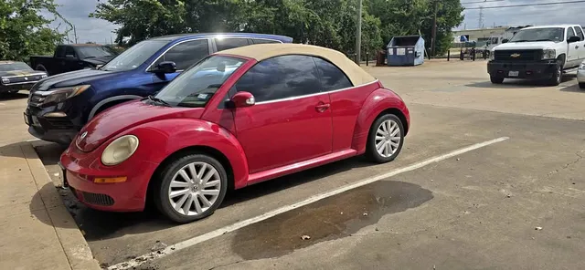 2006 Volkswagen New Beetle 2.5 Convertible 2D