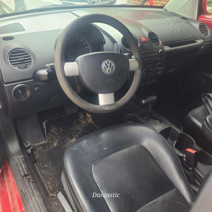 2006 Volkswagen New Beetle - Image 8 of 10