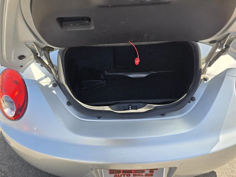 2006 Volkswagen New Beetle - Image 15 of 19