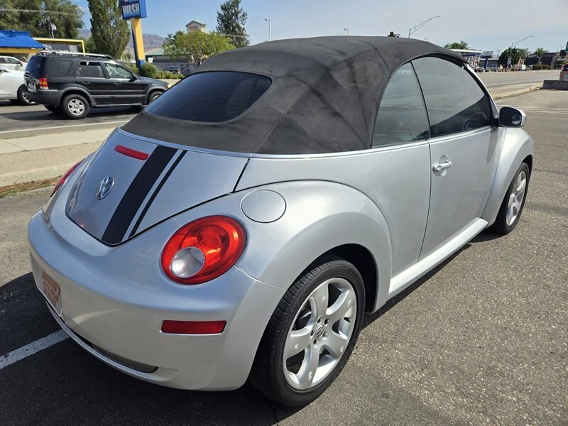 2006 Volkswagen New Beetle - Image 7 of 19