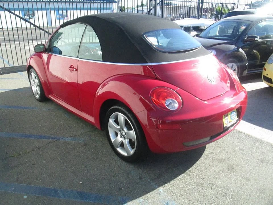 2006 Volkswagen New Beetle - Image 4 of 17