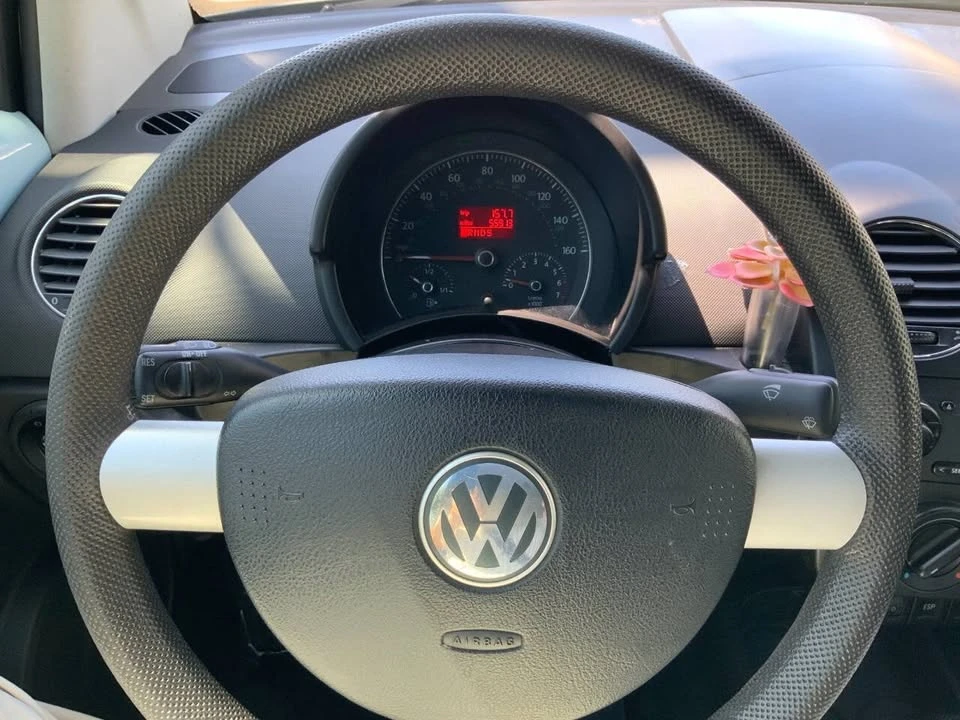 2006 Volkswagen New Beetle - Image 15 of 20
