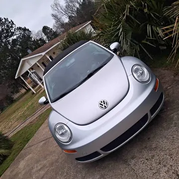 2006 Volkswagen New Beetle Convertible 2D