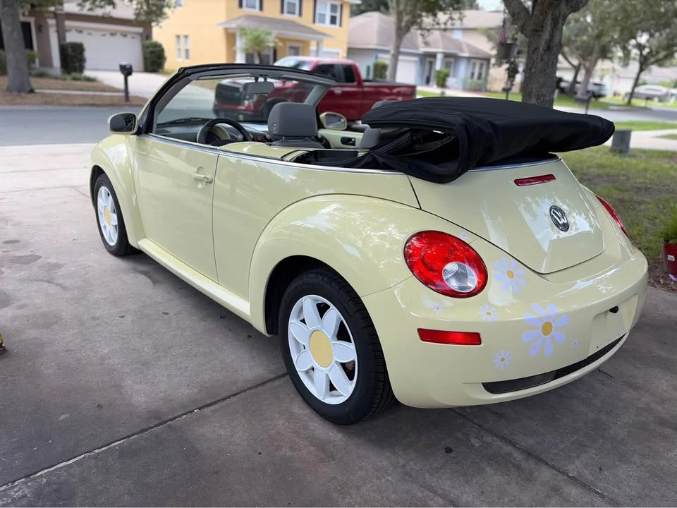 2006 Volkswagen New Beetle - Image 12 of 20