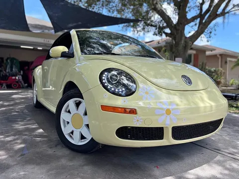 2006 Volkswagen New Beetle Convertible 2D