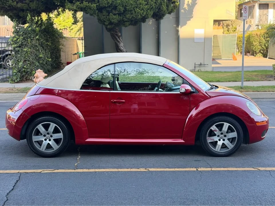 2006 Volkswagen New Beetle - Image 6 of 19