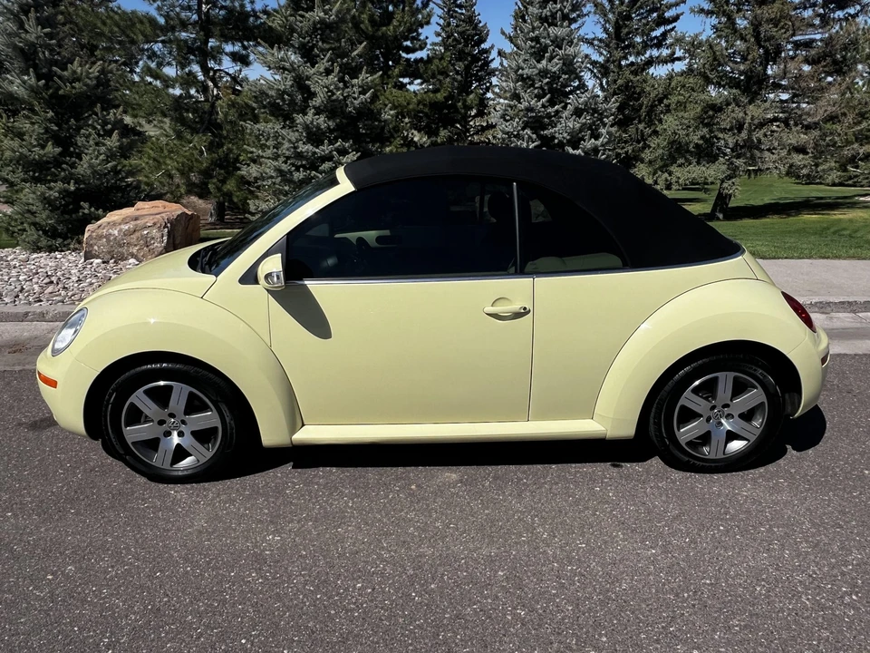2006 Volkswagen New Beetle - Image 3 of 31
