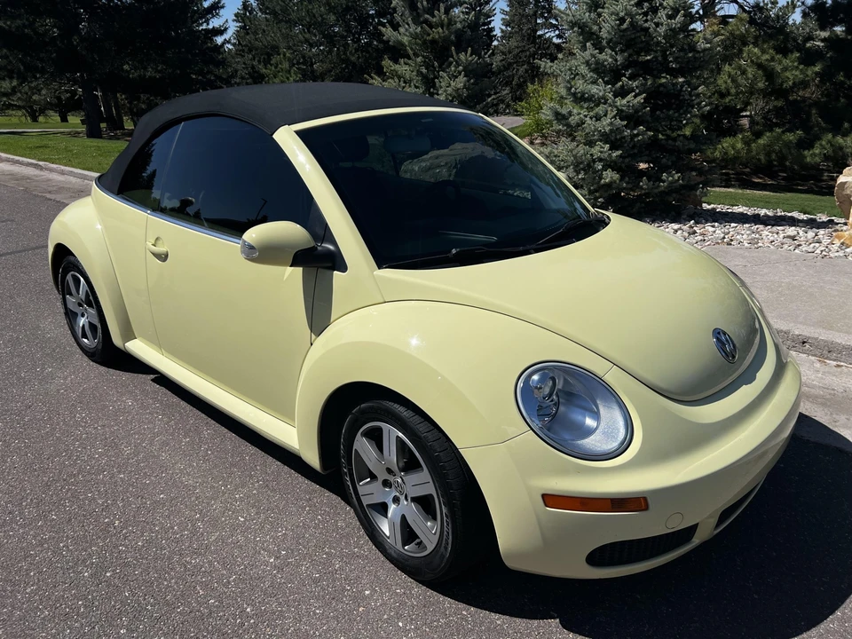 2006 Volkswagen New Beetle - Image 13 of 31