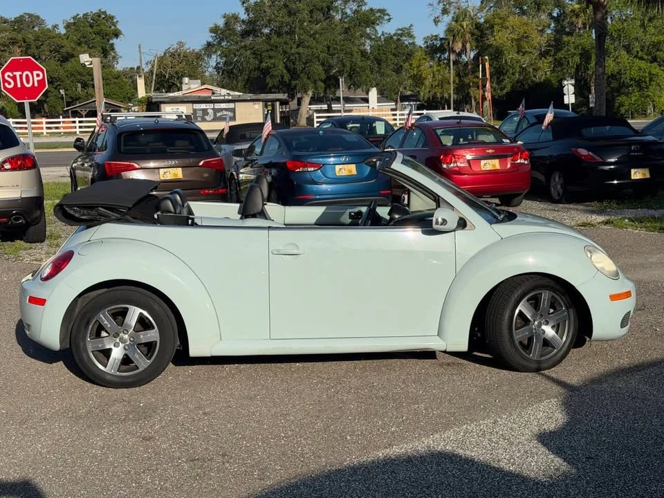 2006 Volkswagen New Beetle - Image 4 of 20
