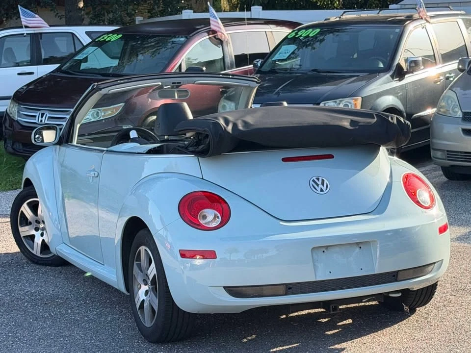 2006 Volkswagen New Beetle - Image 15 of 20