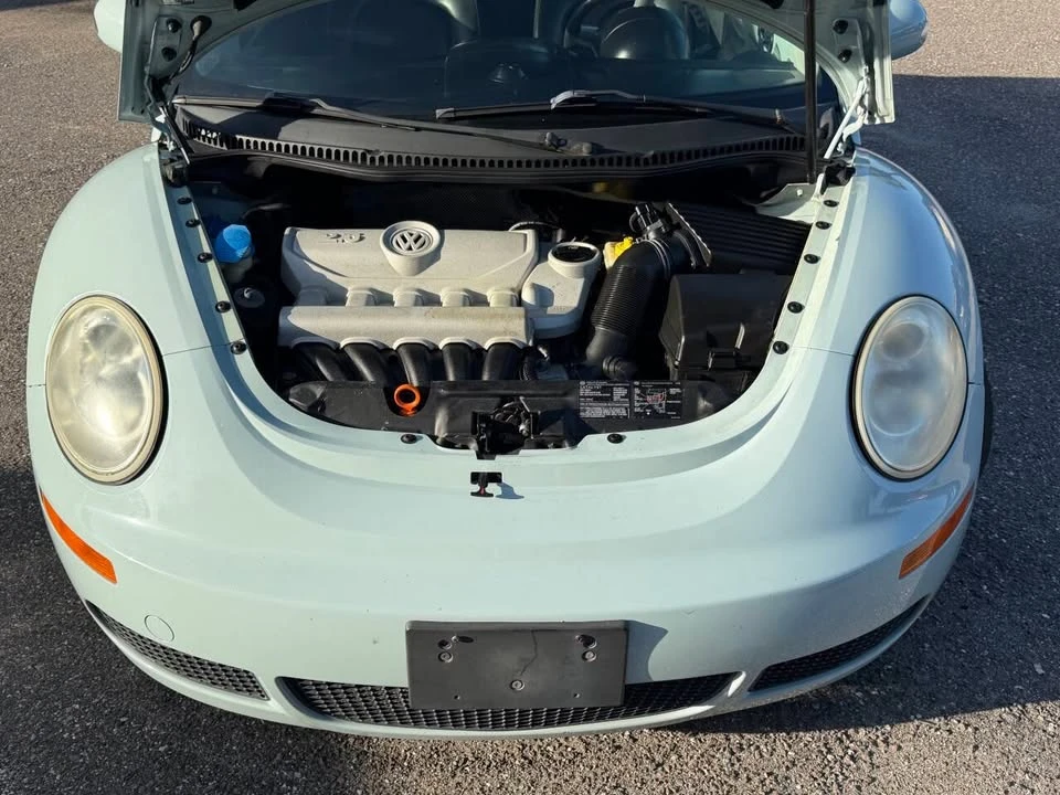 2006 Volkswagen New Beetle - Image 16 of 20