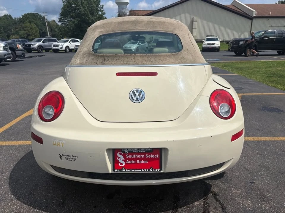 2006 Volkswagen New Beetle - Image 7 of 13