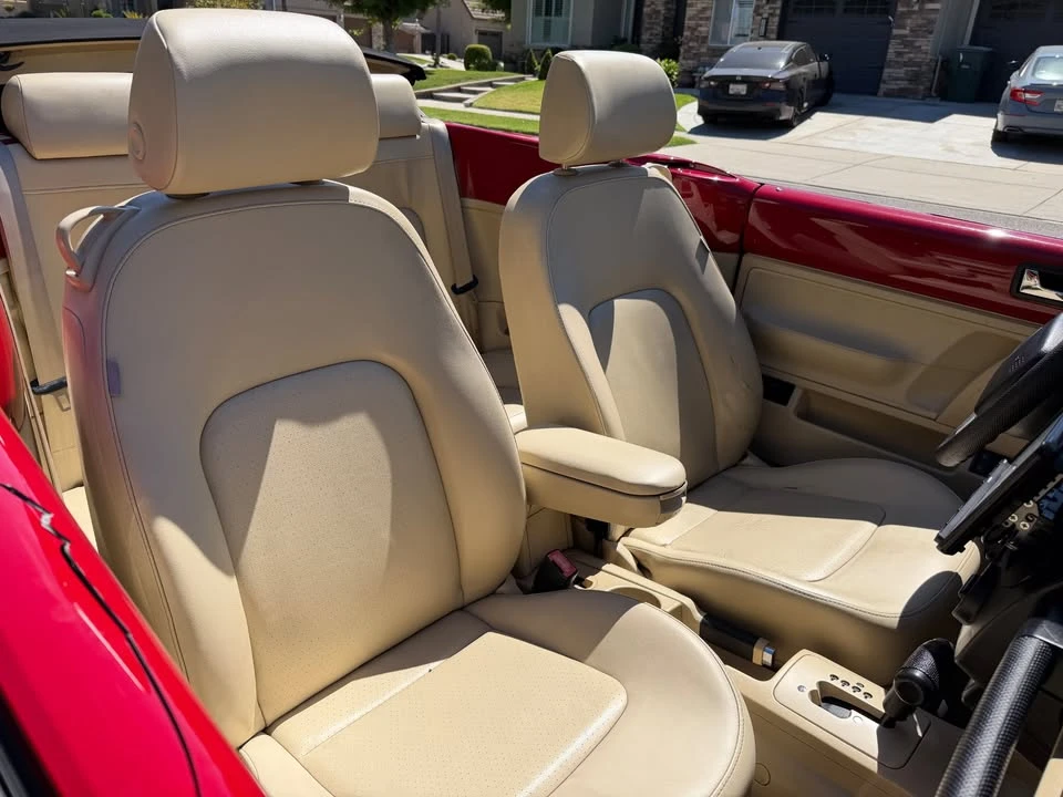 2006 Volkswagen New Beetle - Image 9 of 19