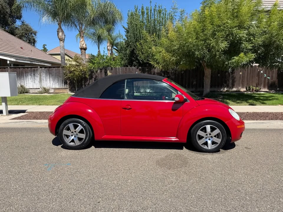 2006 Volkswagen New Beetle - Image 15 of 19