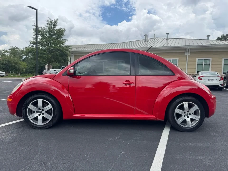 2006 Volkswagen New Beetle - Image 8 of 15