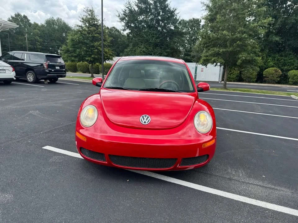 2006 Volkswagen New Beetle - Image 2 of 15