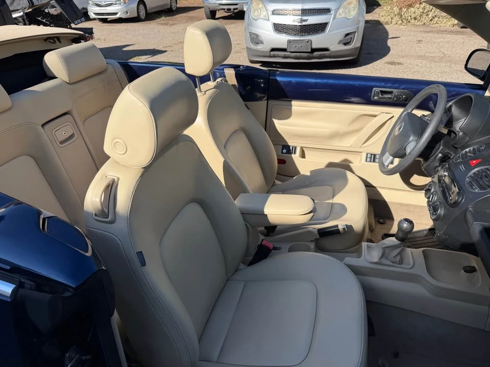 2006 Volkswagen New Beetle - Image 6 of 13