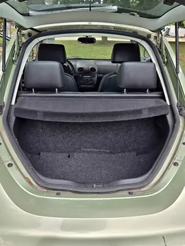 2006 Volkswagen New Beetle GLS Hatchback 2D