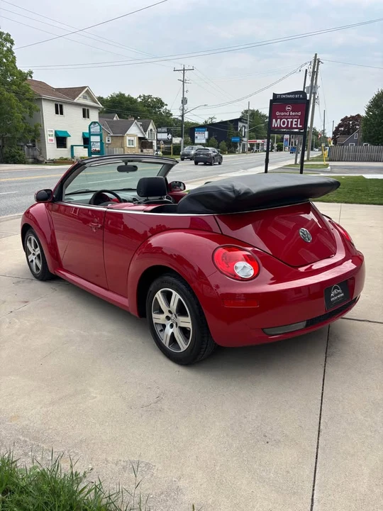 2006 Volkswagen New Beetle - Image 3 of 12