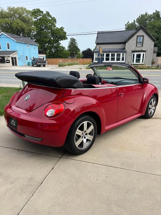 2006 Volkswagen New Beetle - Image 4 of 12
