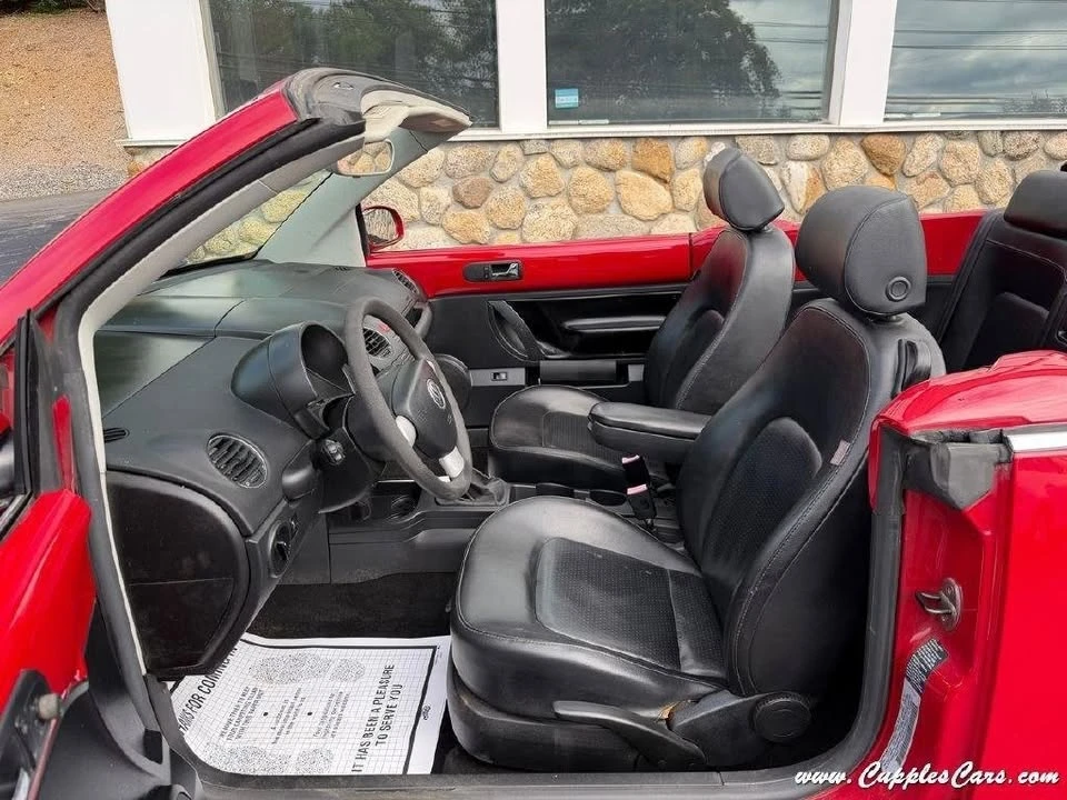 2006 Volkswagen New Beetle - Image 3 of 20