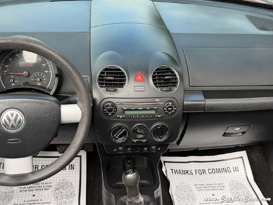 2006 Volkswagen New Beetle - Image 15 of 20