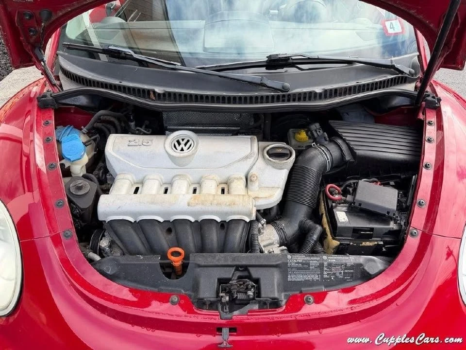 2006 Volkswagen New Beetle - Image 11 of 20