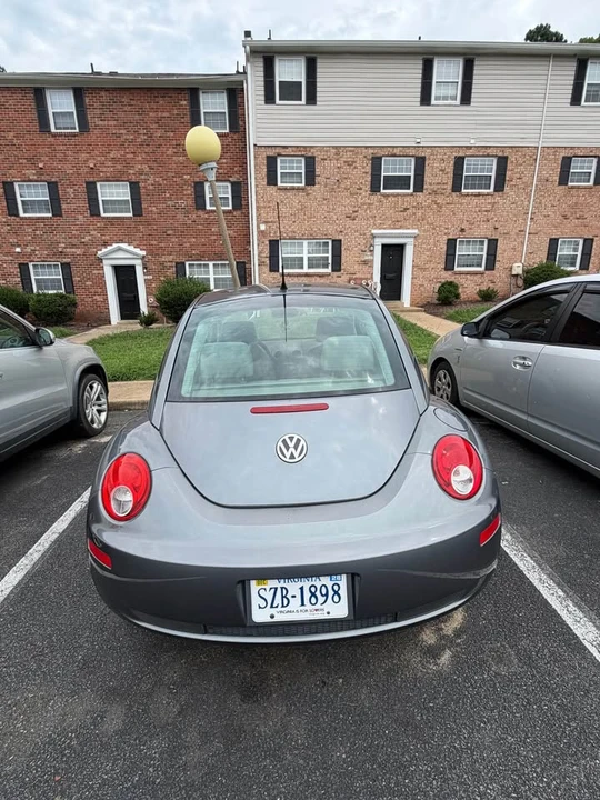 2006 Volkswagen New Beetle - Image 3 of 4