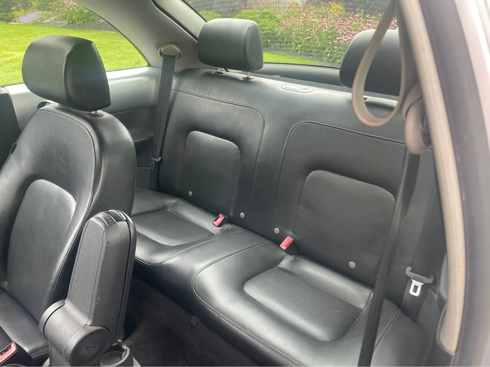 2006 Volkswagen New Beetle - Image 7 of 11