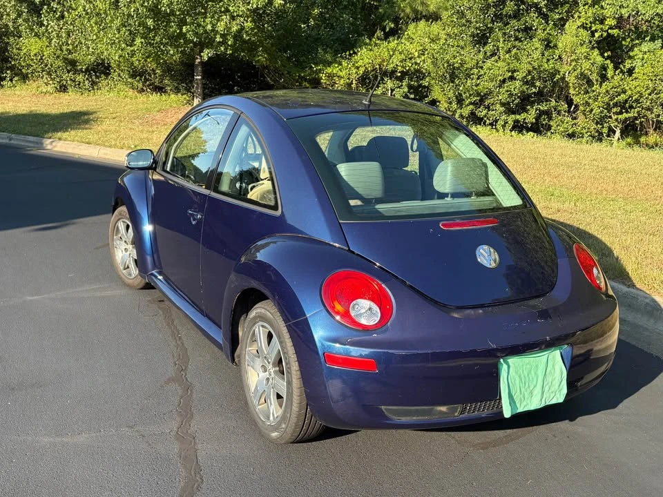 2006 Volkswagen New Beetle - Image 3 of 15
