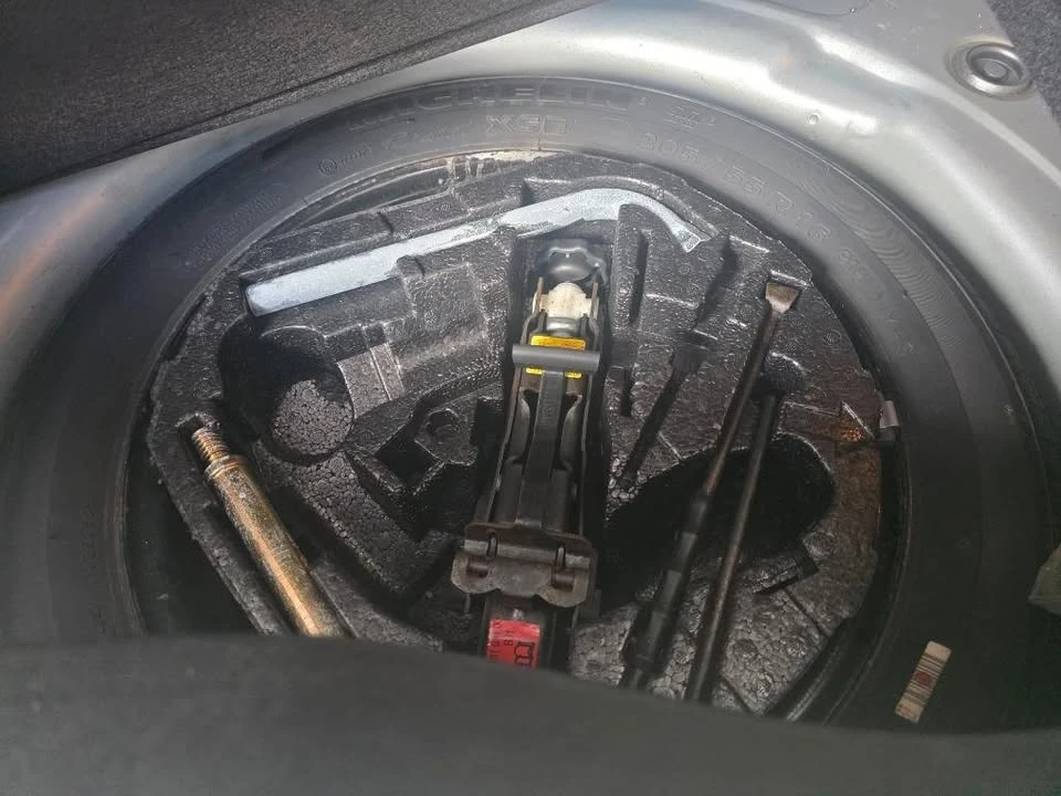 2006 Volkswagen New Beetle - Image 6 of 19
