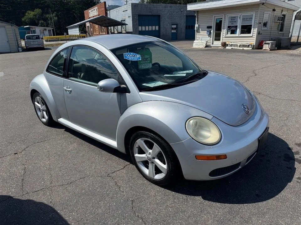2006 Volkswagen New Beetle - Image 2 of 3