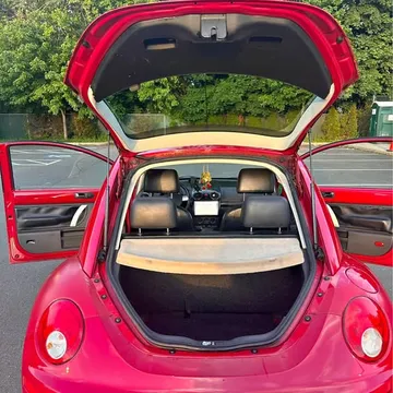 2006 Volkswagen New Beetle S