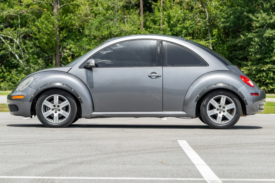 2006 Volkswagen New Beetle - Image 3 of 31